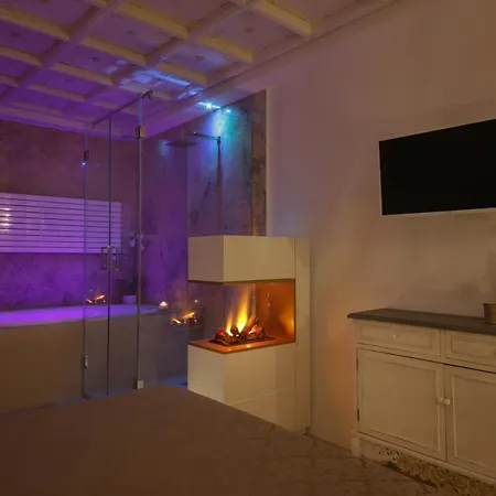 Palazzo Stapane Home Suite 9 - Luxury Living Monopoli Exterior photo