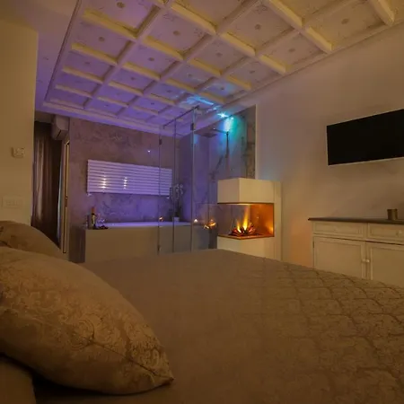 Palazzo Stapane Home Suite 9 - Luxury Living Monopoli Exterior photo